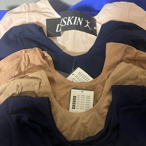 Diskin Women's Assorted Tops